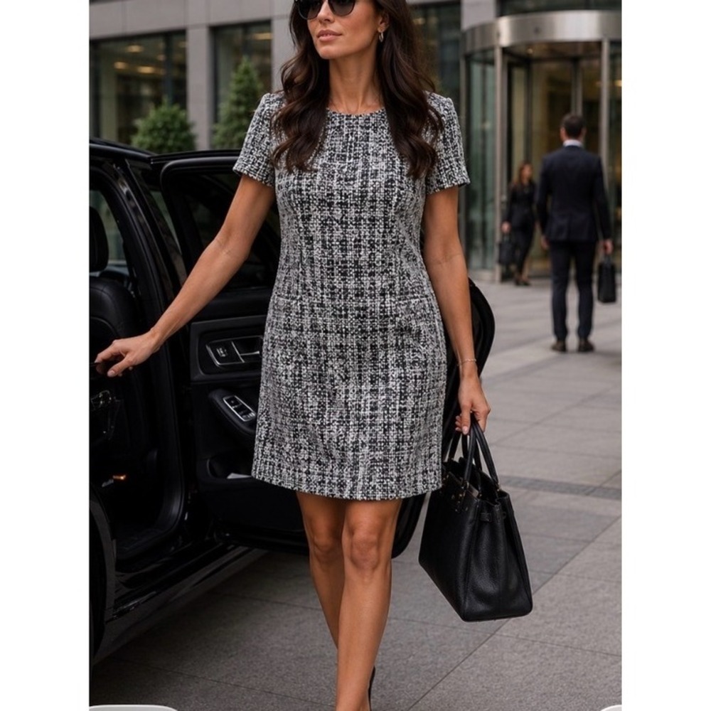 Sail to Sable Tweed Shift Dress Black White Short Sleeve Gold Zipper Small